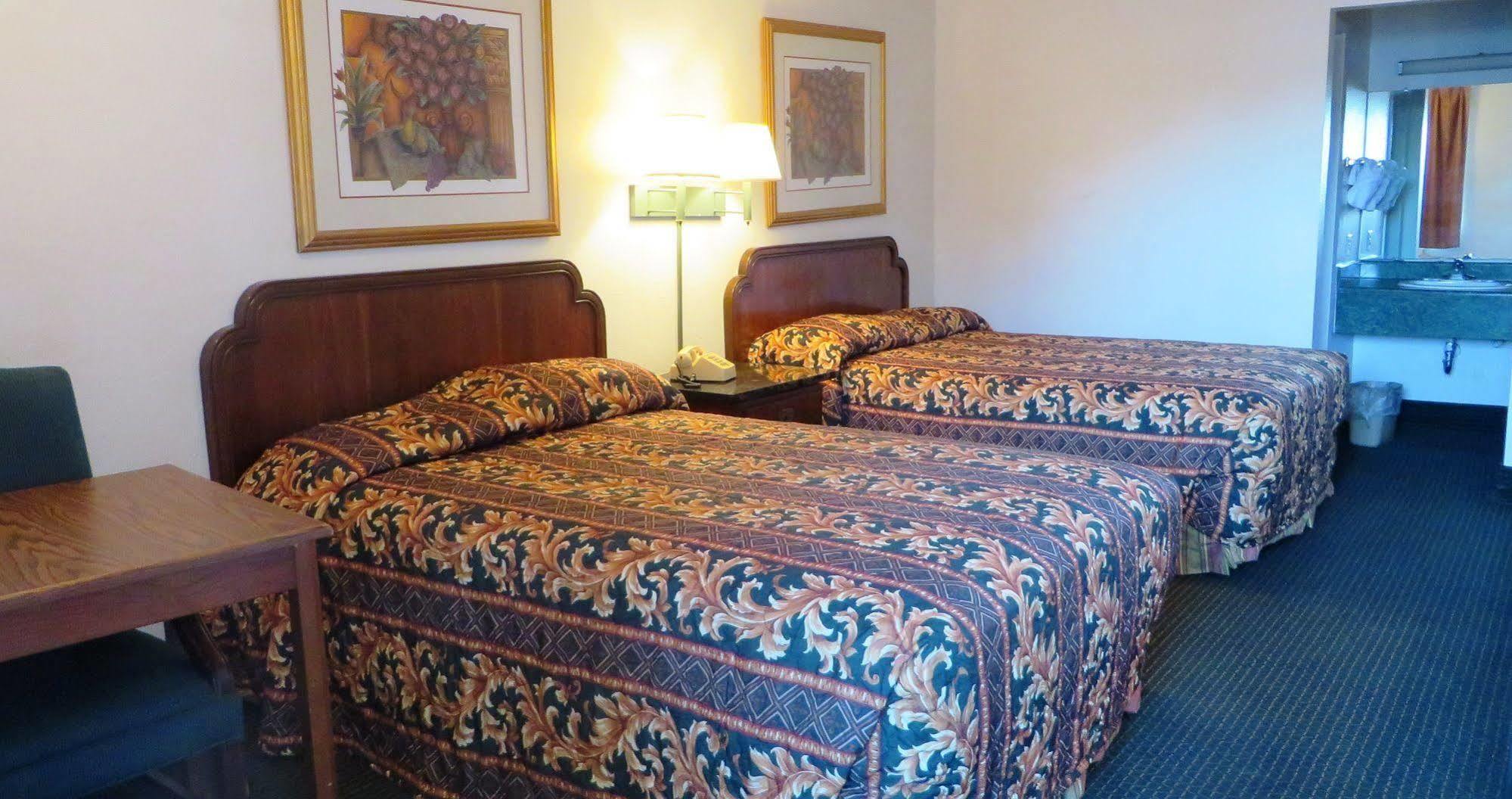 Sherman Inn Kültér fotó